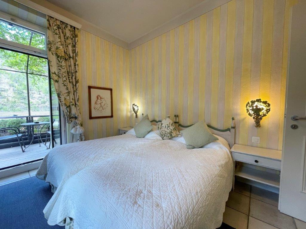 Bed and Breakfast Ristorante Della Stazione Da Yanelo Інтрагна Екстер'єр фото